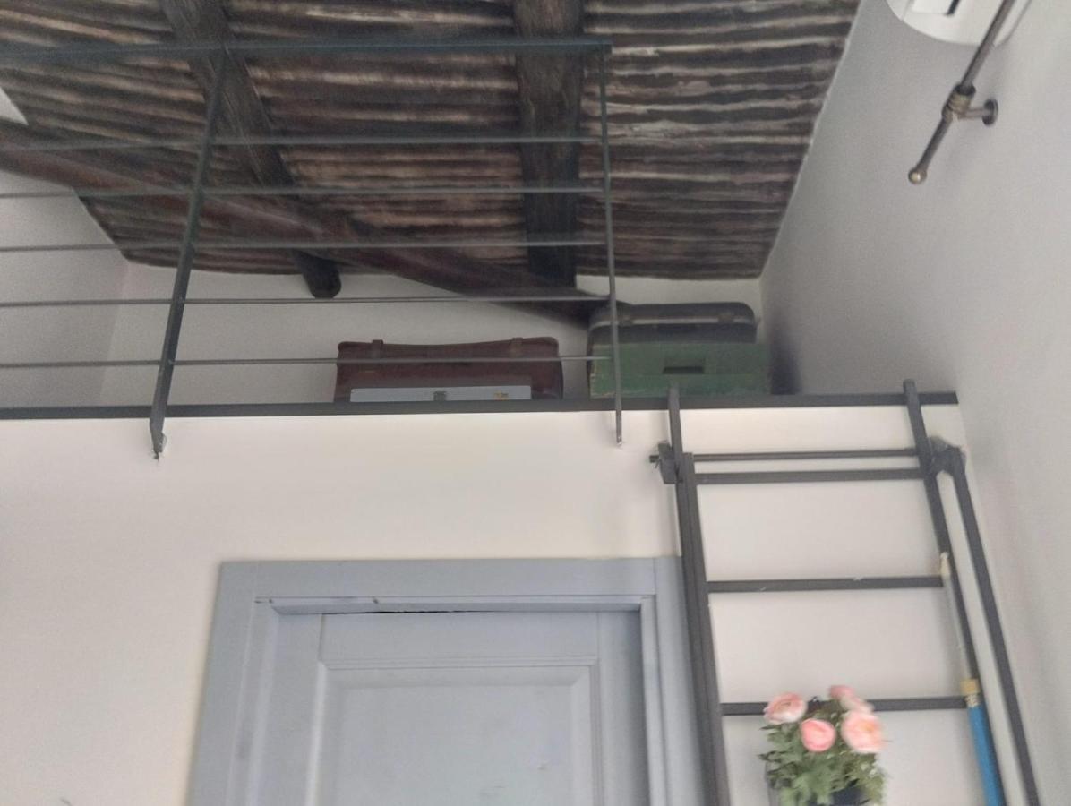 Lacasadilu Apartment เนเปิลส์ ภายนอก รูปภาพ