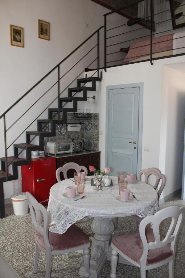Lacasadilu Apartment เนเปิลส์ ภายนอก รูปภาพ